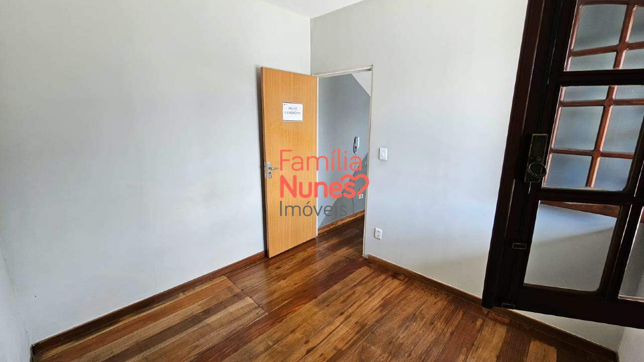 casa à venda no Centro: QUARTO 1