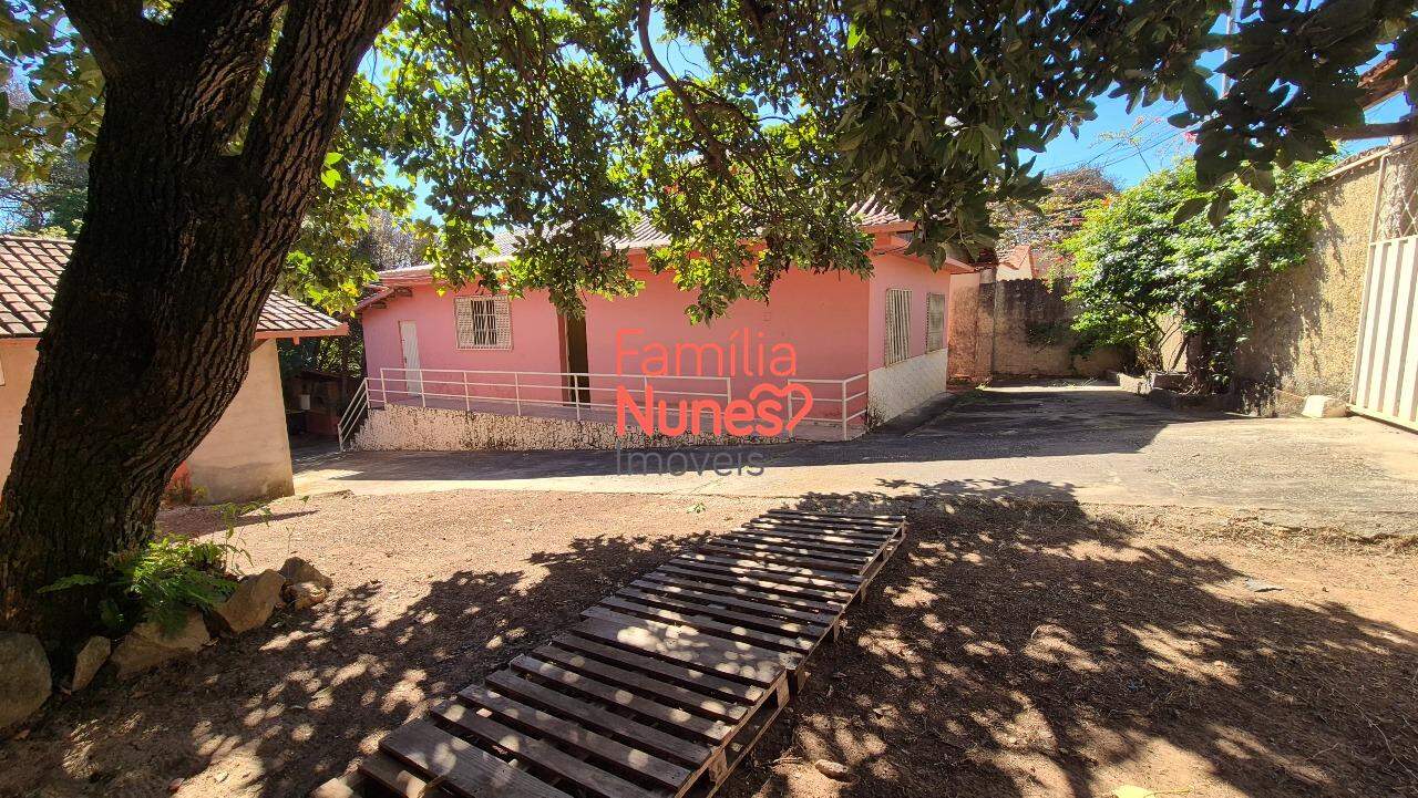 casa à venda no Nossa Senhora do Carmo: Área Externa