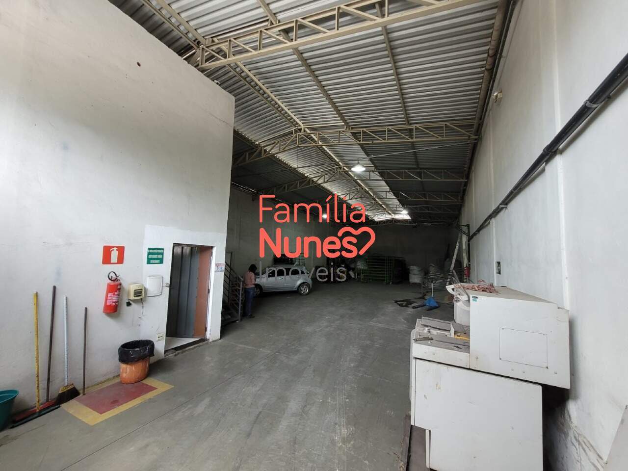 galpão para aluguel no Vila Beneves: galpão para alugar, Vila Beneves - Contagem/MG
