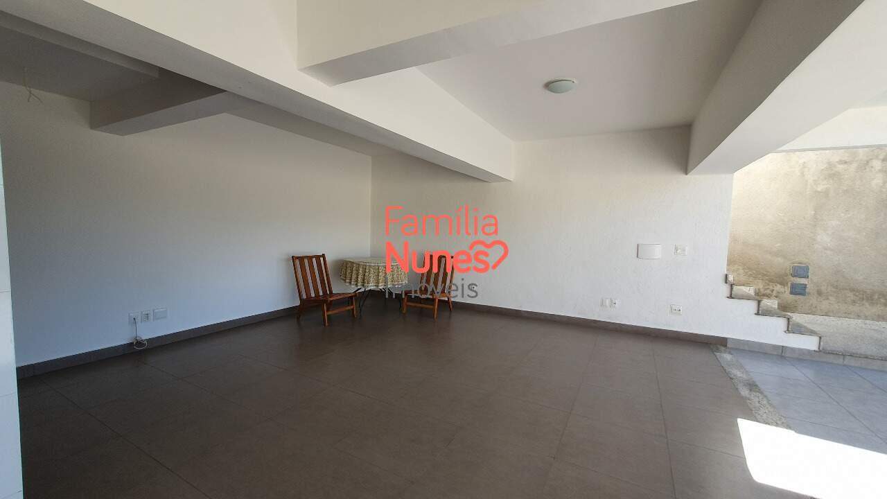 casa à venda no Quintas Coloniais: Garagem