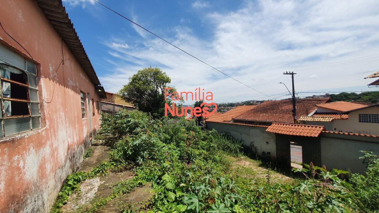 casa à venda no Centro: casa à venda, Centro - Contagem/MG