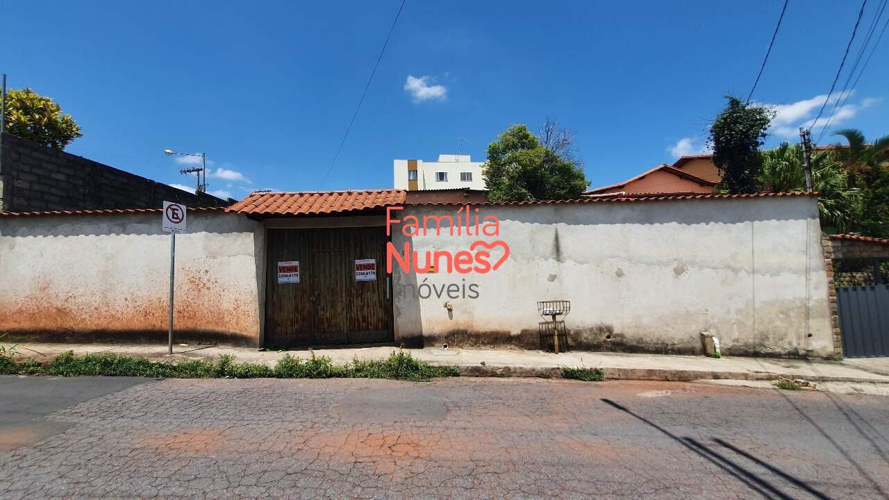 casa à venda no Centro: casa à venda, Centro - Contagem/MG