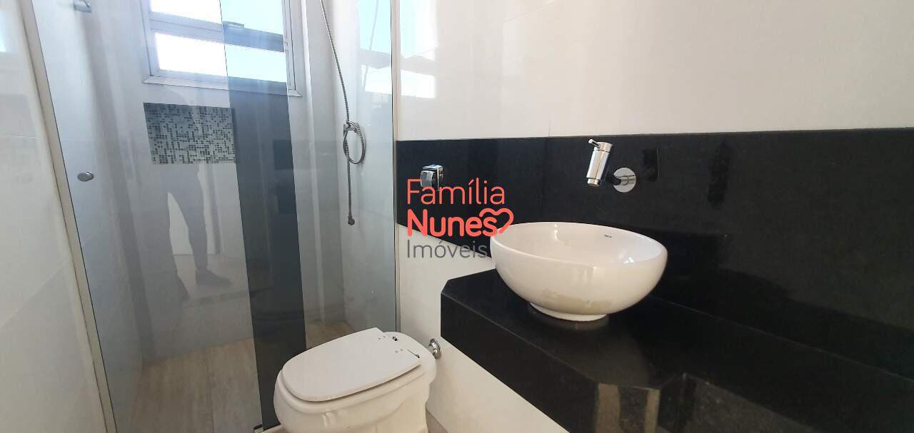 apartamento à venda no Santa Cruz Industrial: Banheiro cobertura