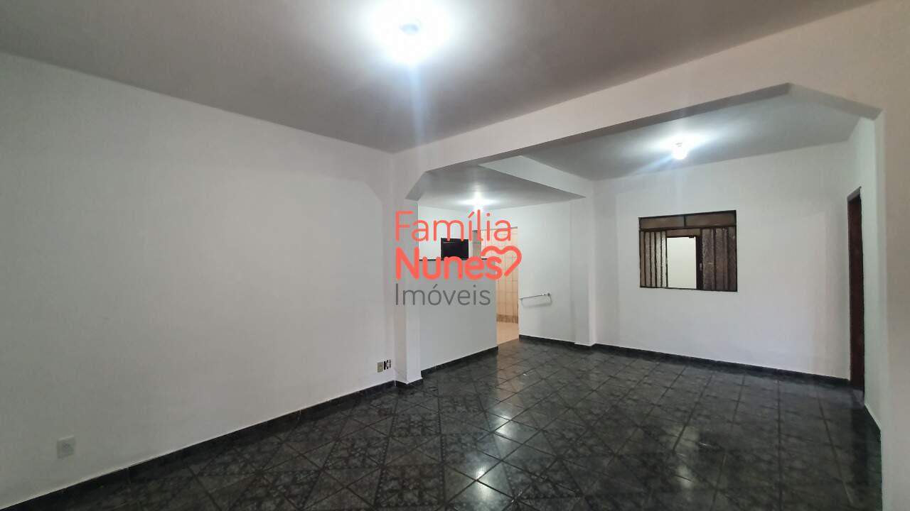 casa à venda no Santo Antônio: Sala ângulo 1