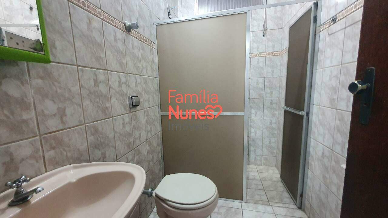 casa à venda no Santo Antônio: Banheiro social
