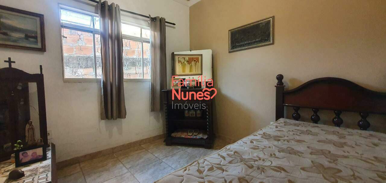 casa à venda no Granja Ouro Branco: Quarto 2