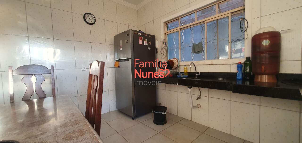 casa à venda no Granja Ouro Branco: Cozinha