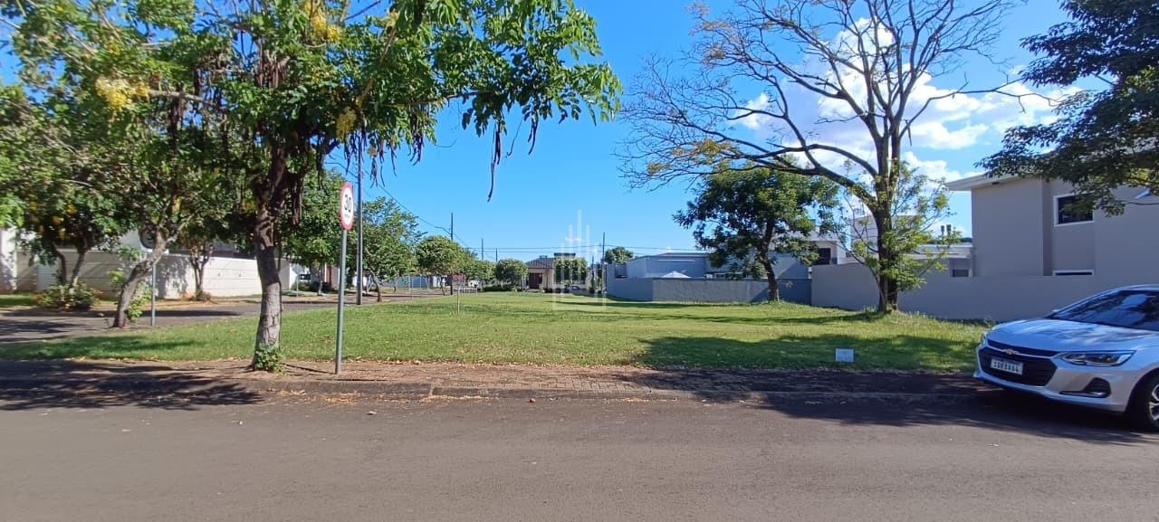 Terreno à venda no Condomínio Safira : 