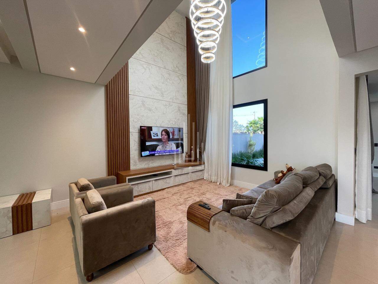 Sobrado à venda no Condomínio Residencial Villa Firenze : 