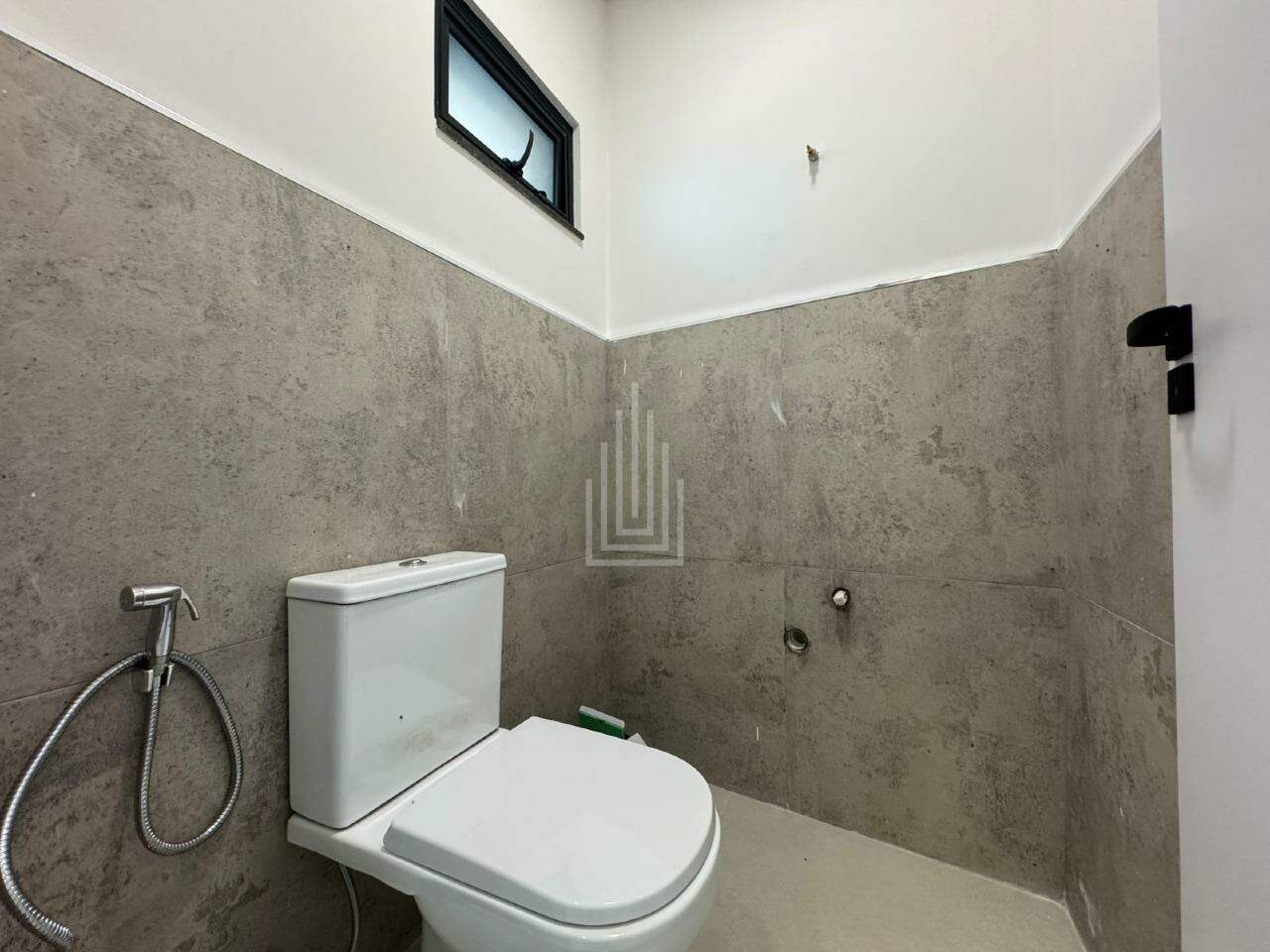 Sobrado à venda no Vila A: 