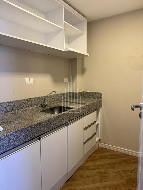 Sala para aluguel no Edificio Ceasar Tower: 