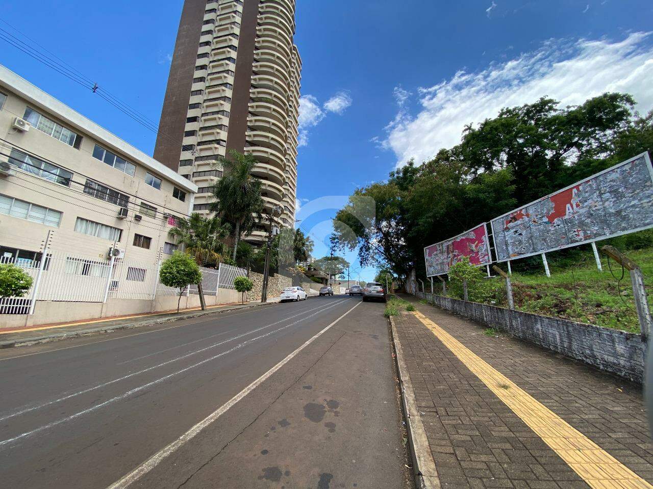 Apartamento para aluguel no Edifício Residencial Estrela Azul: 