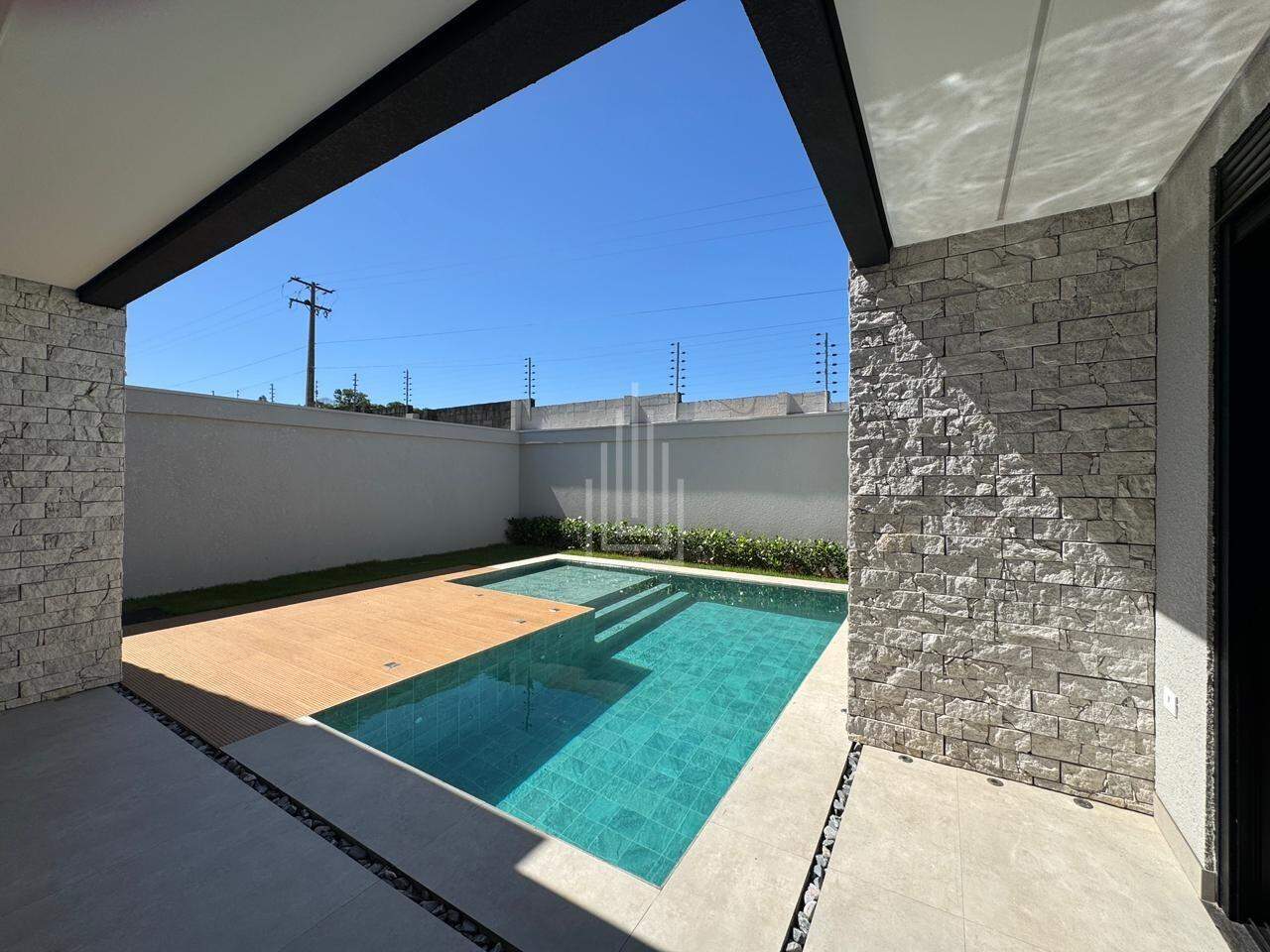 Casa à venda no Condomínio Fechado Águas Claras: 