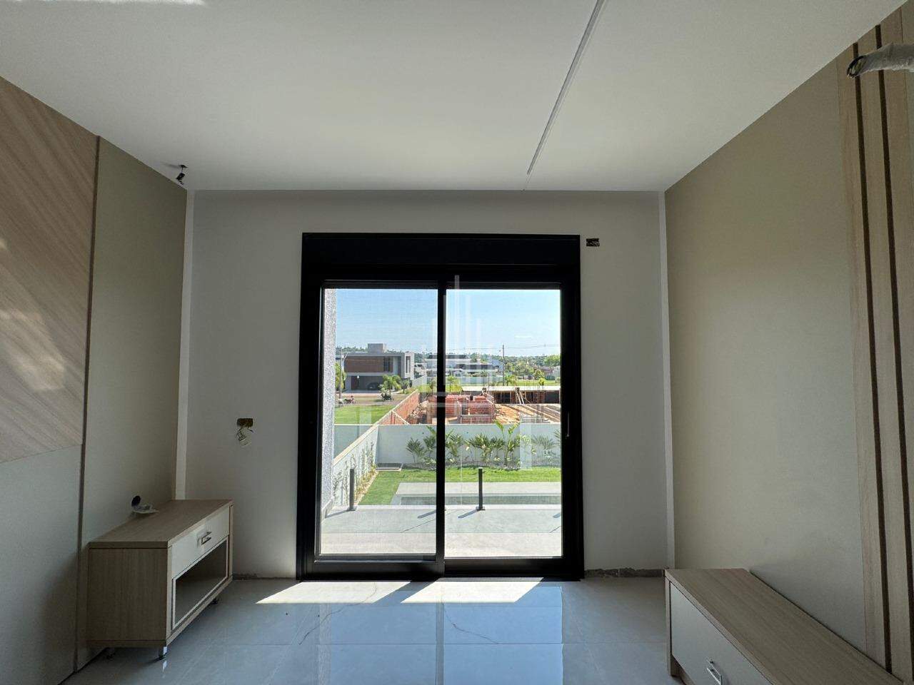 Casa à venda no Condomínio Royal Boulevard Yacht Residence Resort: 