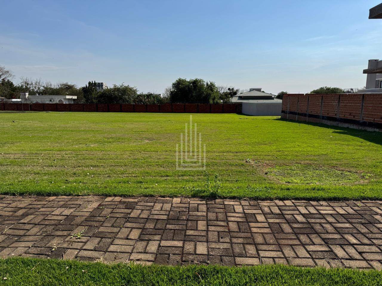 Terreno à venda no Condomínio Reserva Iguaçu: 