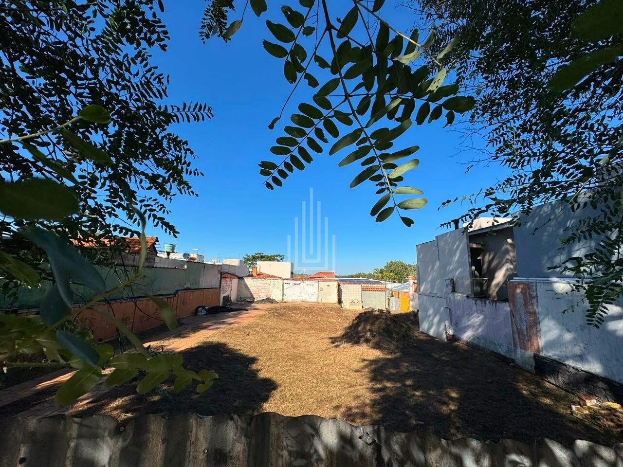 Terreno à venda no Centro: 
