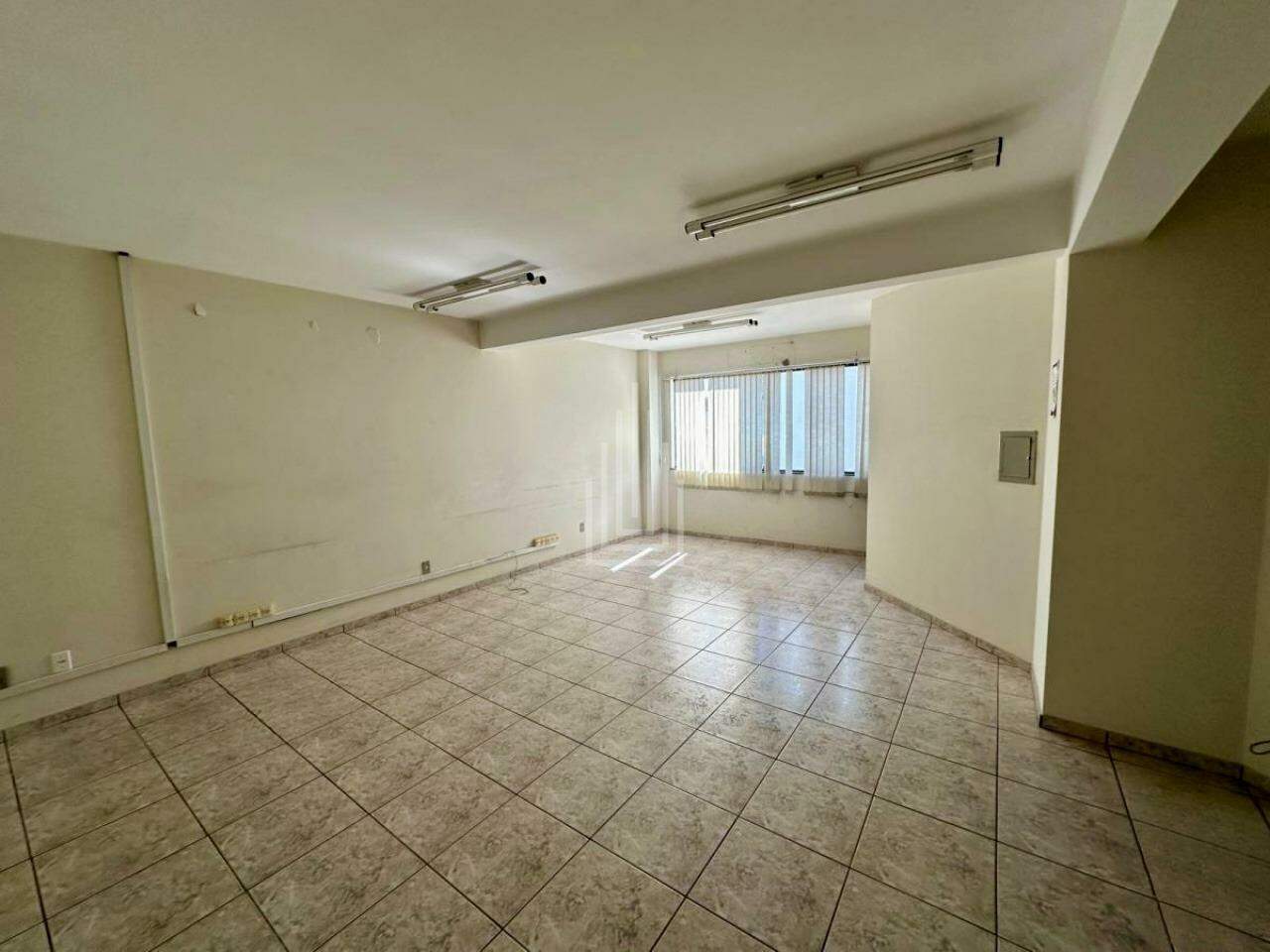 Prédio à venda no Centro: 