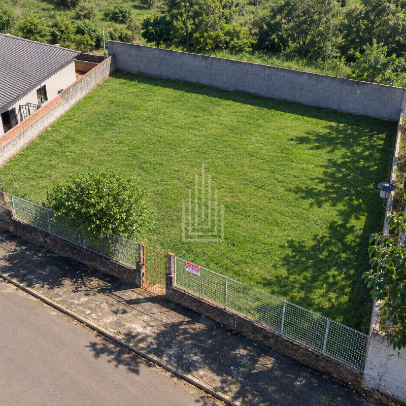 Terreno à venda no KLP: foto terreno sem a casa 