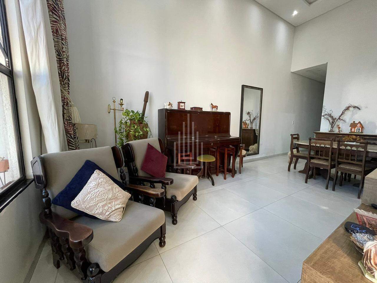 Casa à venda no Carimã: 