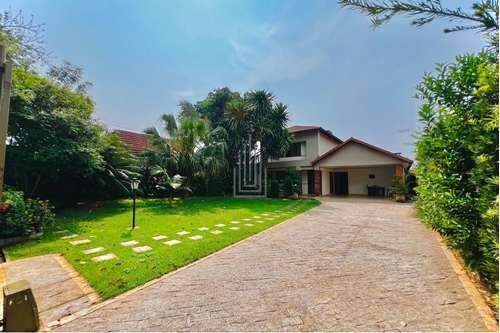 Sobrado à venda no Ipê: 