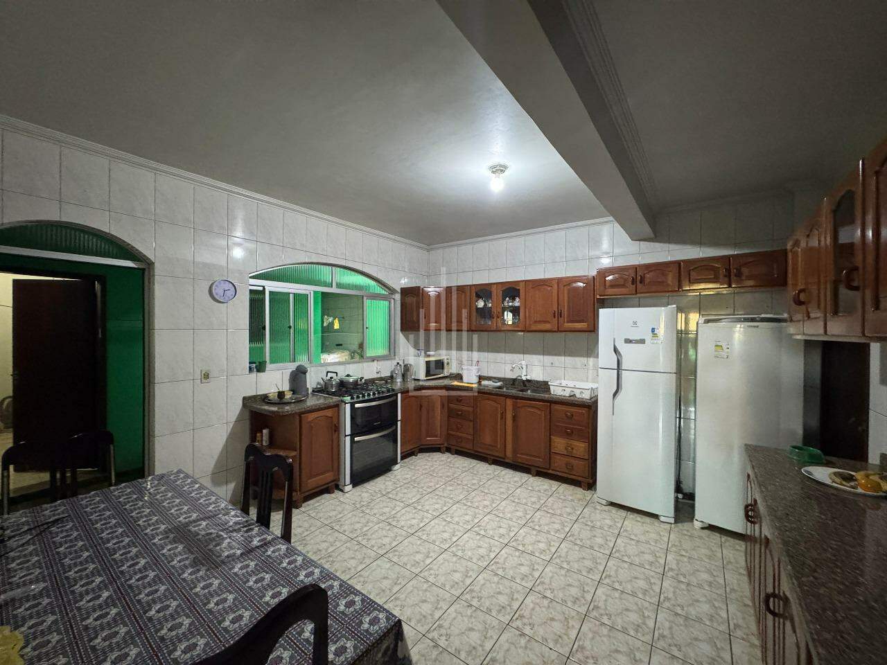 Sobrado à venda no Monjolo: 