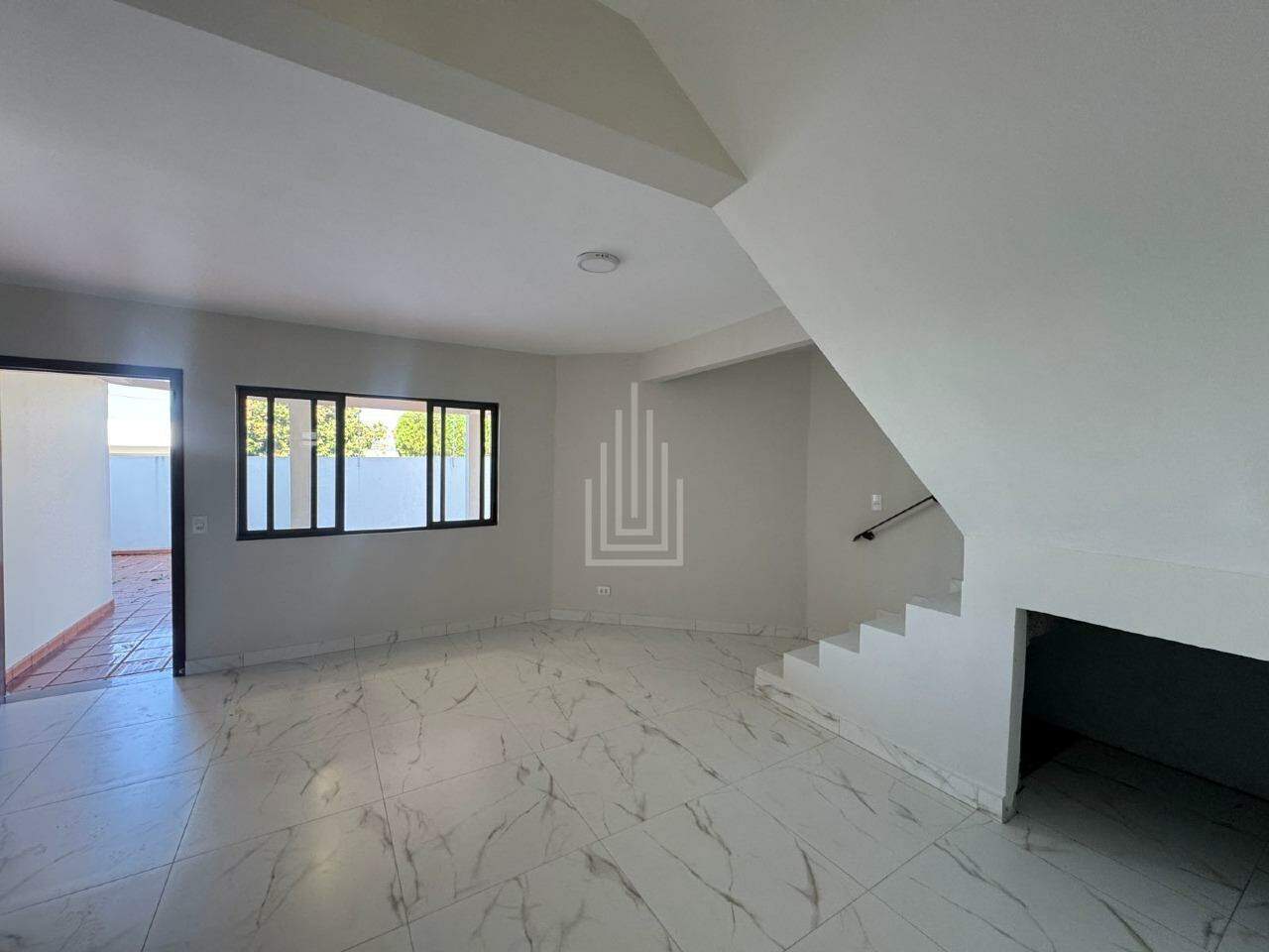 Sobrado à venda no Jardim Alice I: 