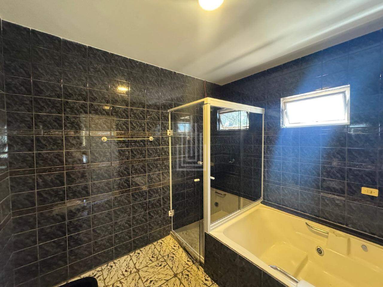 Sobrado à venda no Jardim Alice I: 