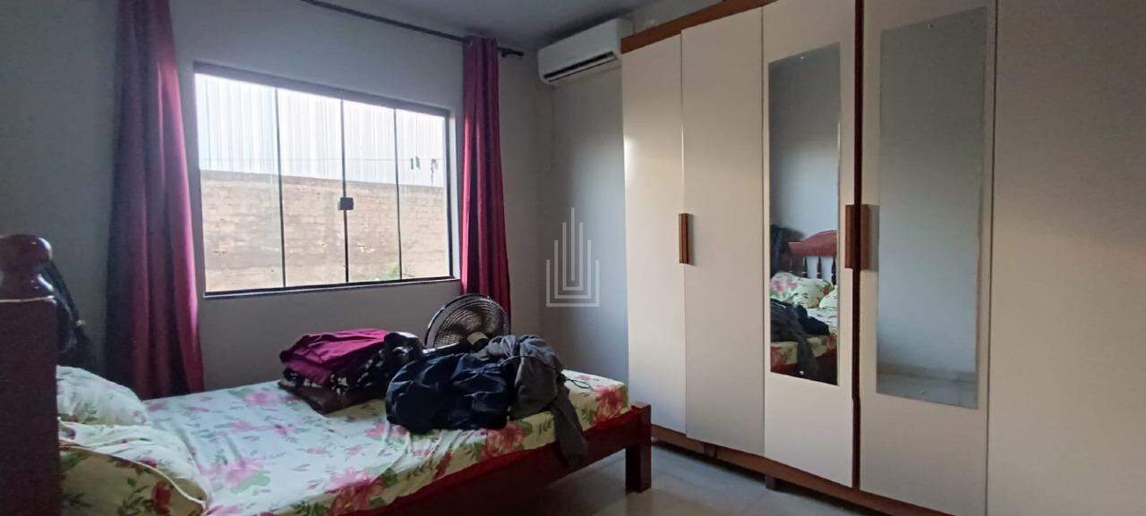 Prédio à venda no Porto Meira: 