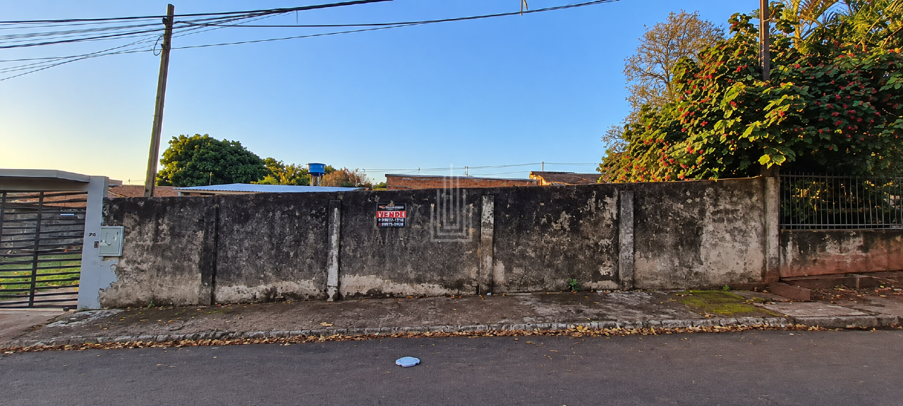Terreno à venda no Porto Meira: 