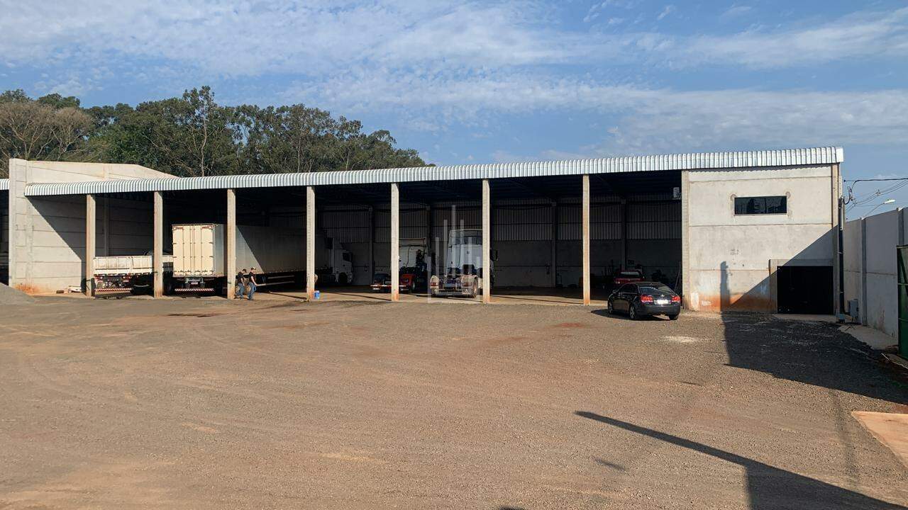 Galpão para aluguel no Três Fronteiras: 