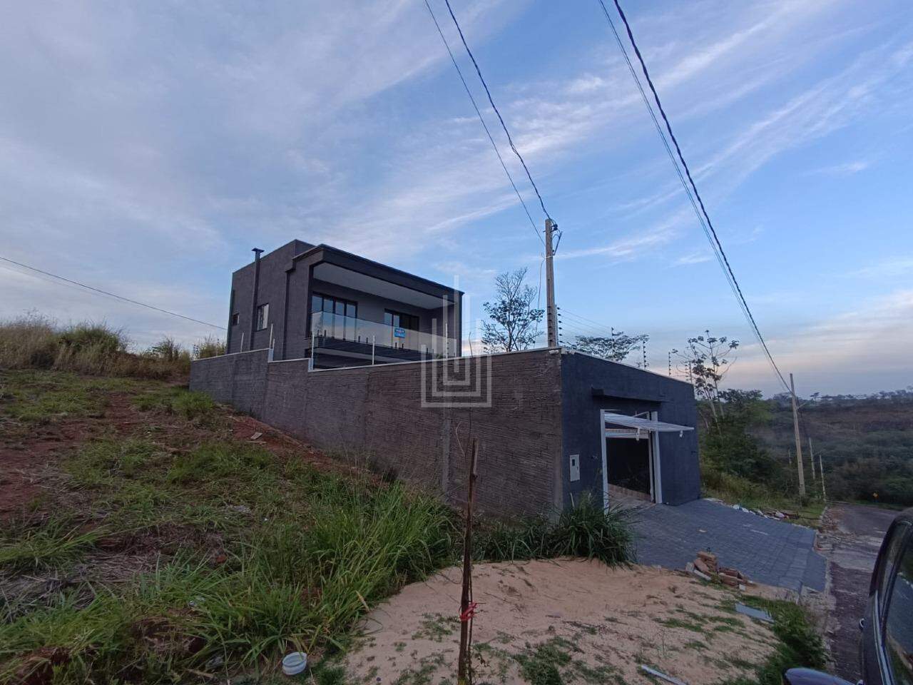 Sobrado à venda no Loteamento Ecoville I: 