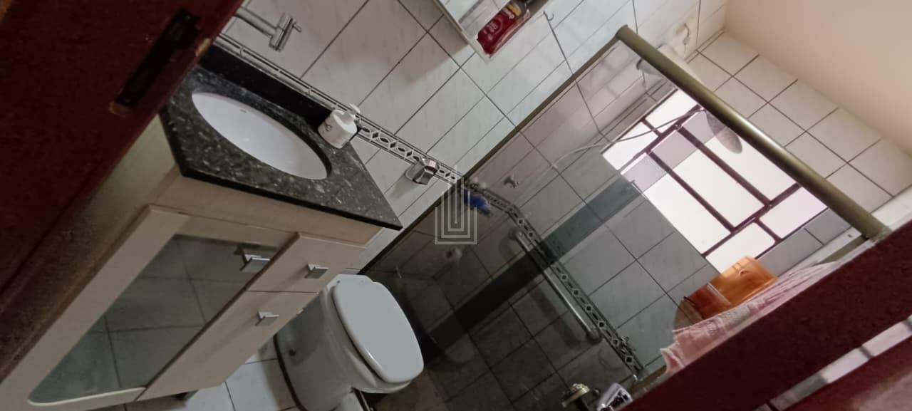 Casa à venda no Jardim Apora: 