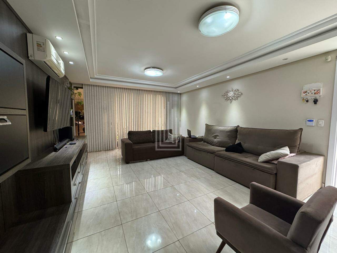 Sobrado à venda no Conjunto Libra: 