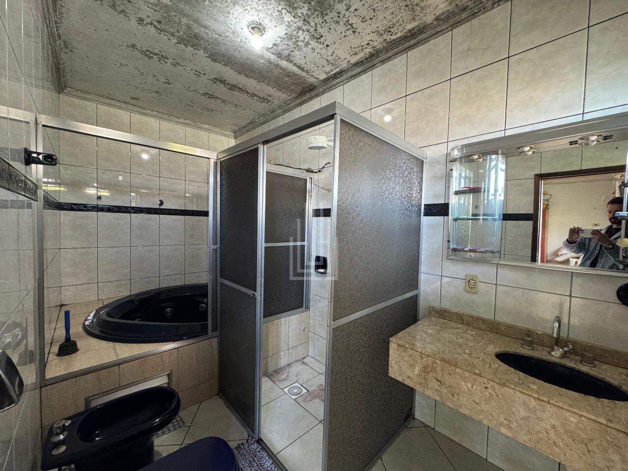 Sobrado para aluguel no Monjolo: 