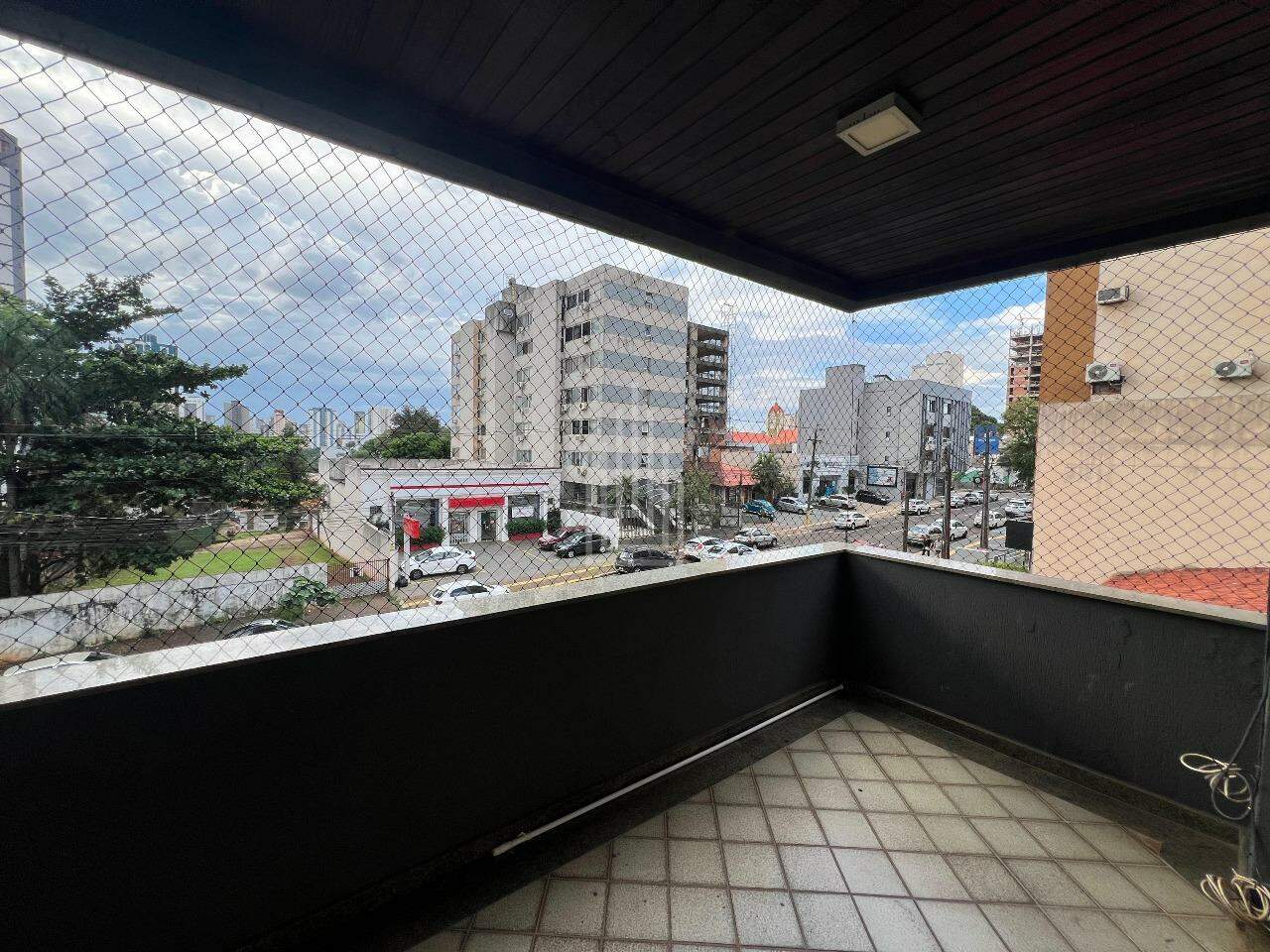 Apartamento para aluguel no Edifício Normandie : 