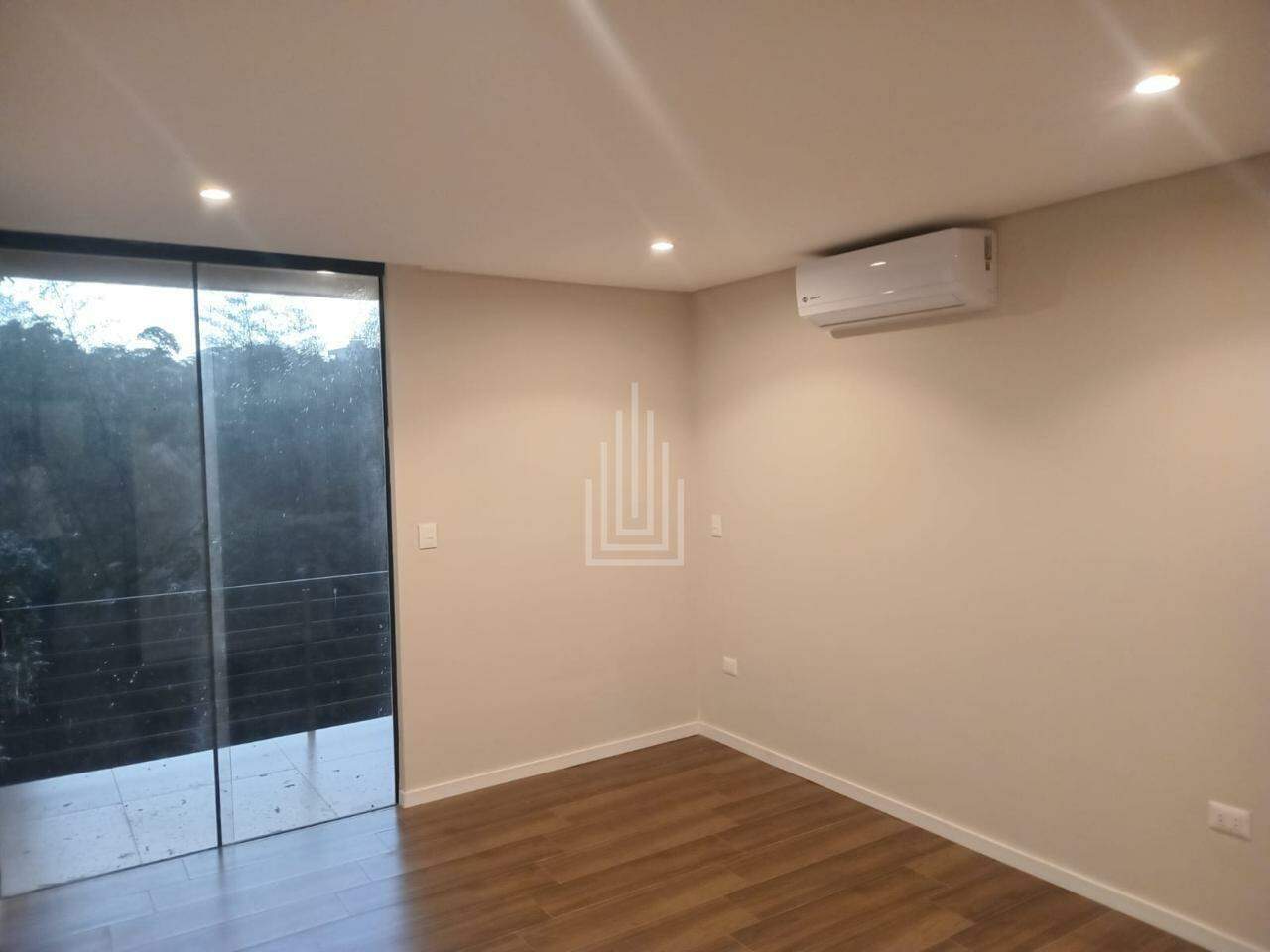 Casa à venda no Paraguai : 