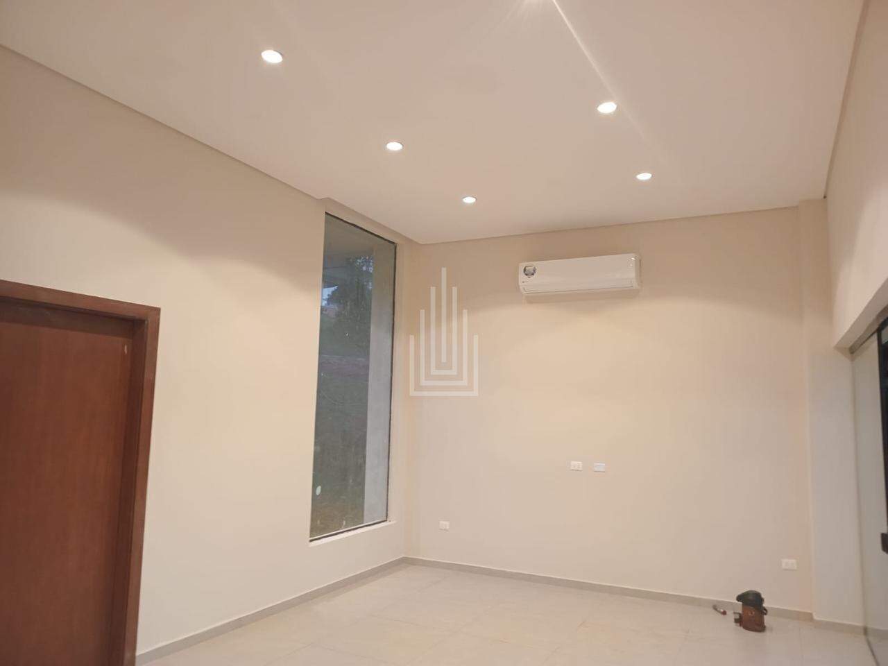 Casa à venda no Paraguai : 