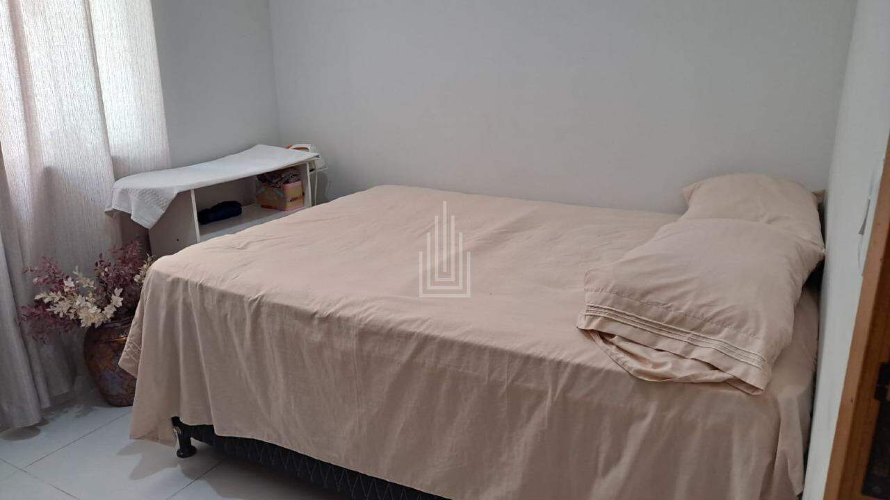 Casa à venda no Jardim Ipê: 