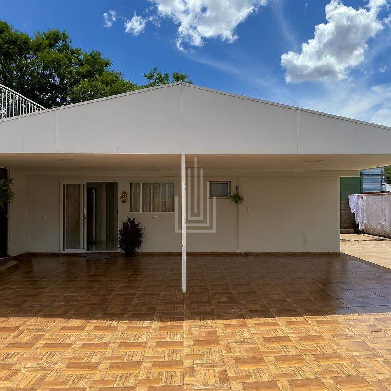 Casa à venda no Itaipu A: 