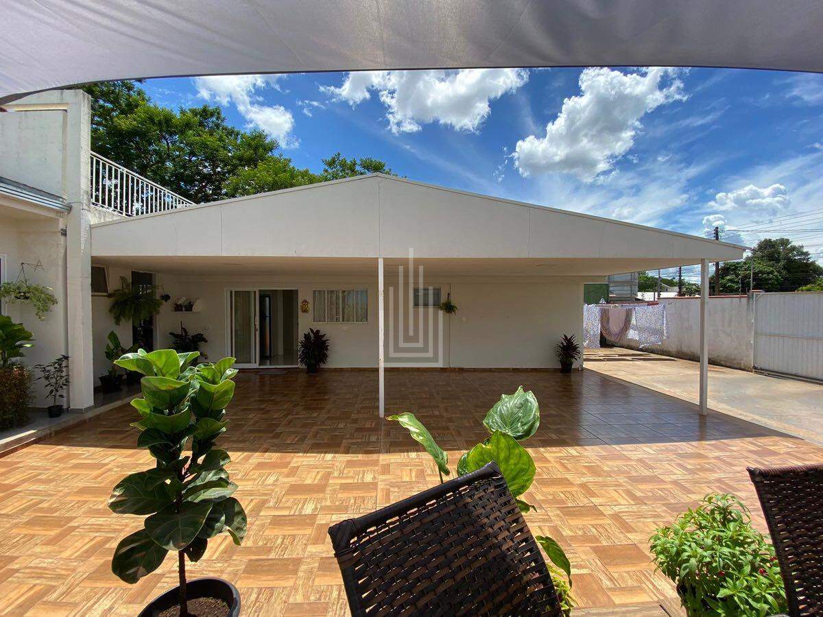 Casa à venda no Itaipu A: 