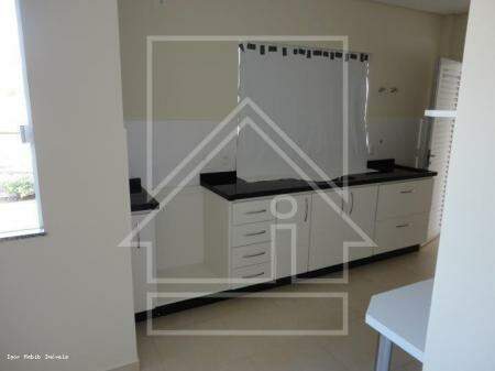 Casa à venda no Condomínio Integração: 