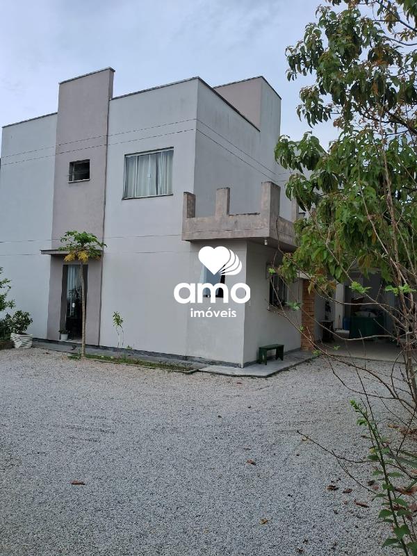 Casa de 5 quartos, 201m² no bairro Nova Brasília, em Brusque | Eu Corretor