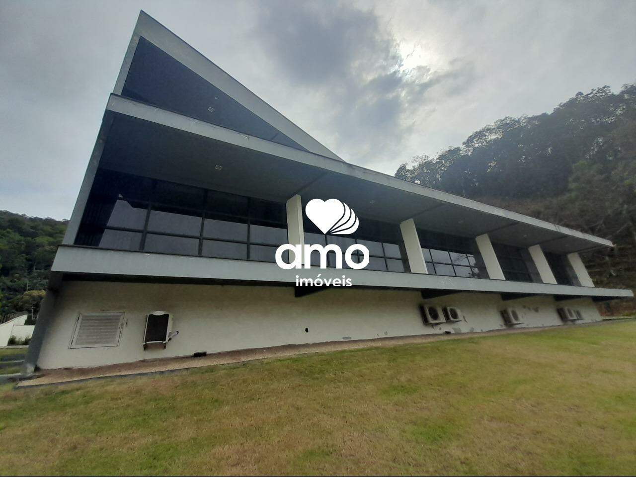 Sala Comercial de 55m² no bairro Guarani, em Brusque | Eu Corretor