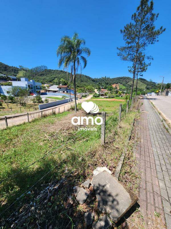 Lote/Terreno de 302m² no bairro Lageado Baixo, em Guabiruba | Eu Corretor