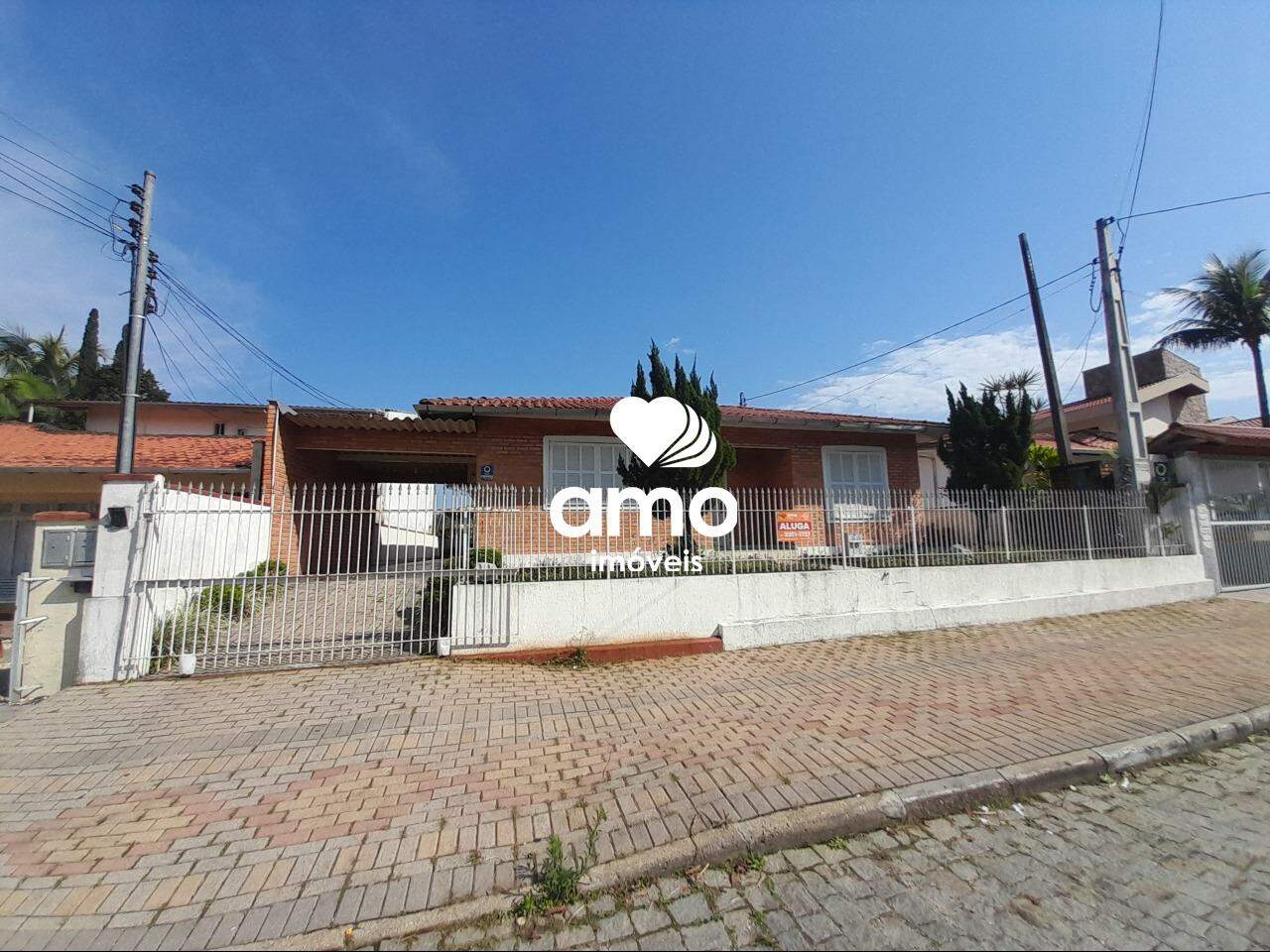 Casa de 6 quartos, 241m² no bairro Jardim Maluche, em Brusque | Eu Corretor