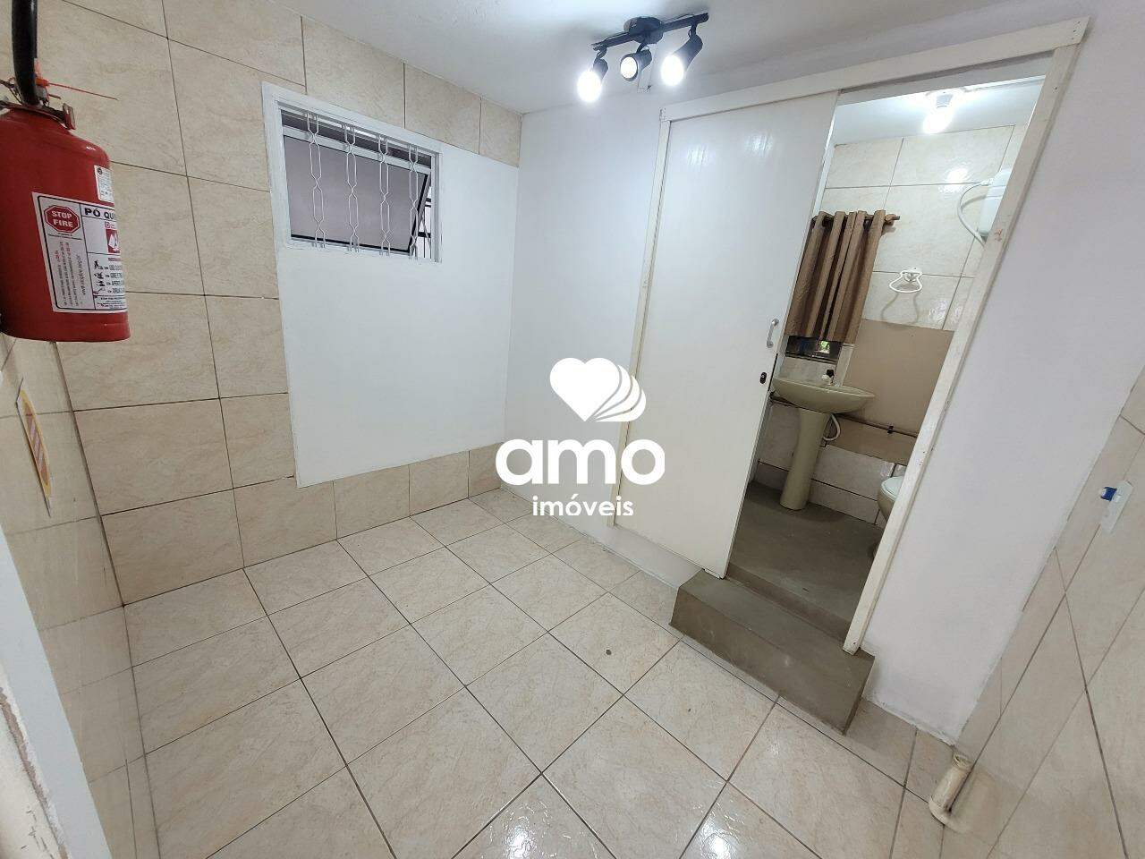 Sala Comercial de 25m² no bairro Primeiro de Maio, em Brusque | Eu Corretor