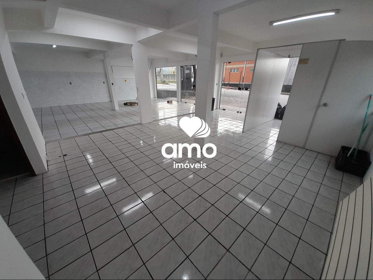 Sala Comercial de 275m² no bairro Planalto, em Brusque | Eu Corretor