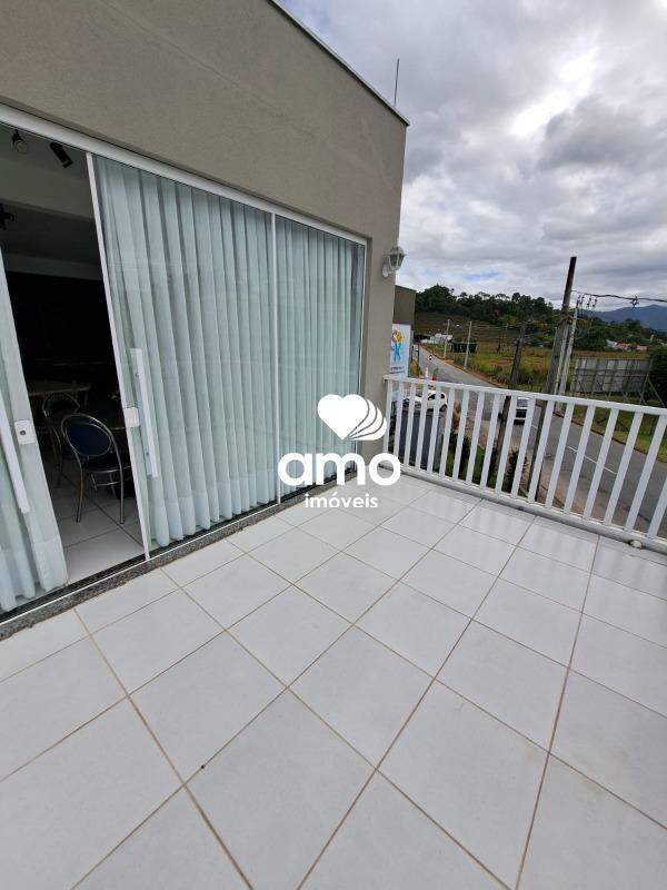 Sala Comercial de 164m² no bairro Centro, em Guabiruba | Eu Corretor