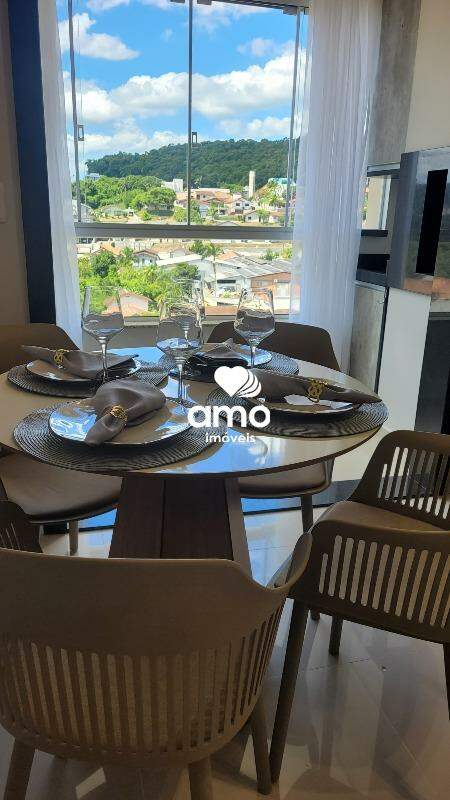 Apartamento de 2 quartos, 69m² no bairro Guarani, em Brusque | Eu Corretor