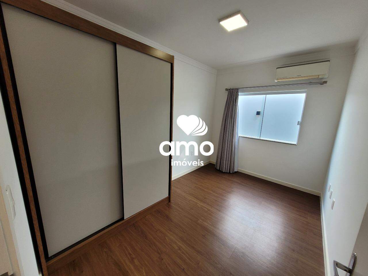 Quarto 01
